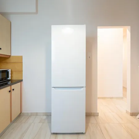 Modern In With Acropolis & Mt Lycabettus View Apartment *